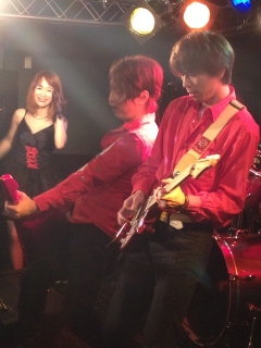 ���C�u�ʐ^